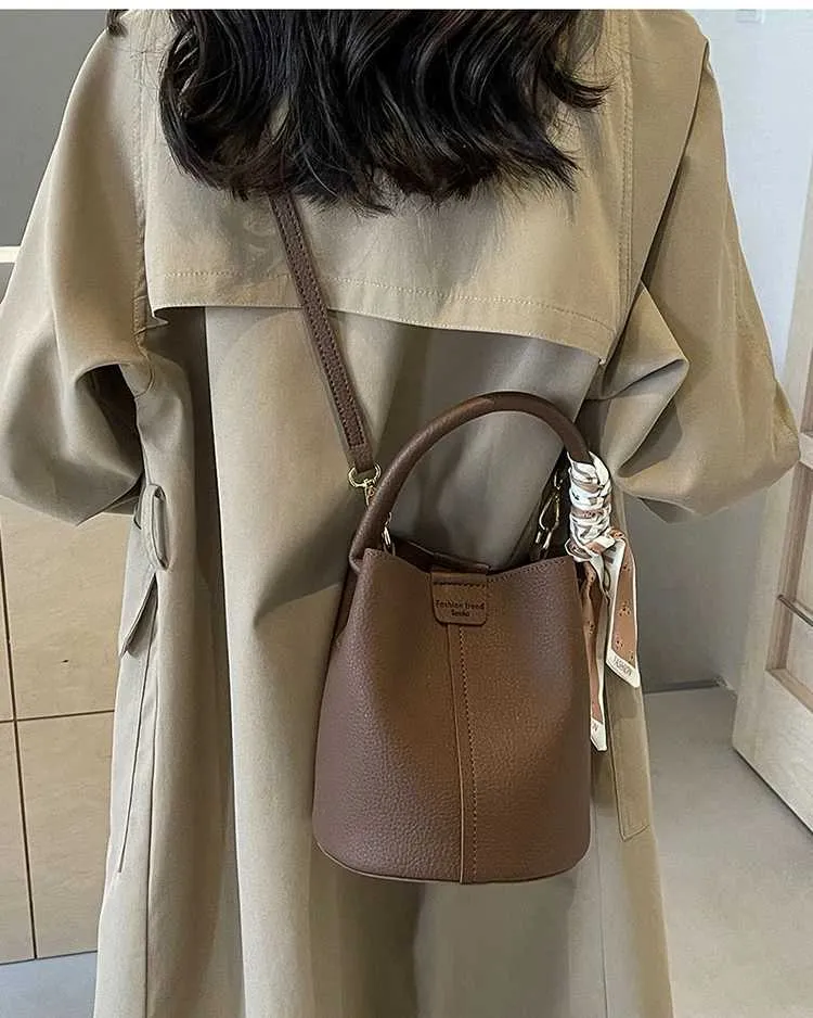 Sacs à bandoulière en cuir PU avec ruban de soie pour femmes, sacs à main et sacs à main à la mode printemps 2024_voghion.com