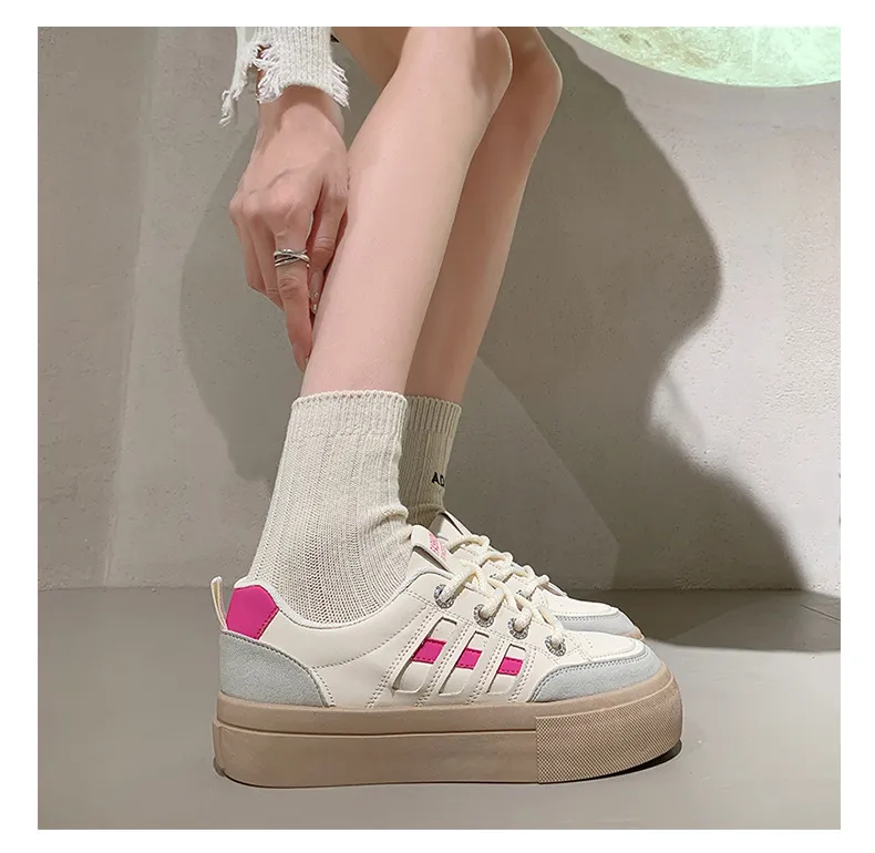 Round Toe Retro Thick Soled Board For Women Spring Autumn New Style Fashionable Flat Bottomed Casual Small White Shoes_voghion.com