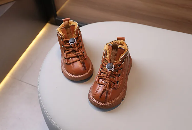 Botas cortas impermeables de cuero Happysteps para niños, zapatos de algodón cálidos y gruesos de felpa para la nieve, de invierno, a la moda, de cuero para niños pequeños_voghion.com