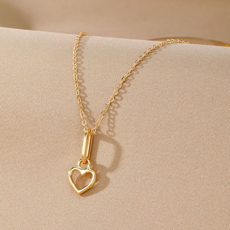 Liebesanhänger Halskette für Frauen hohler Stil hochwertiger Sinn für alle Spielpullover Schlüsselbeinkette Schmuck_voghion.com