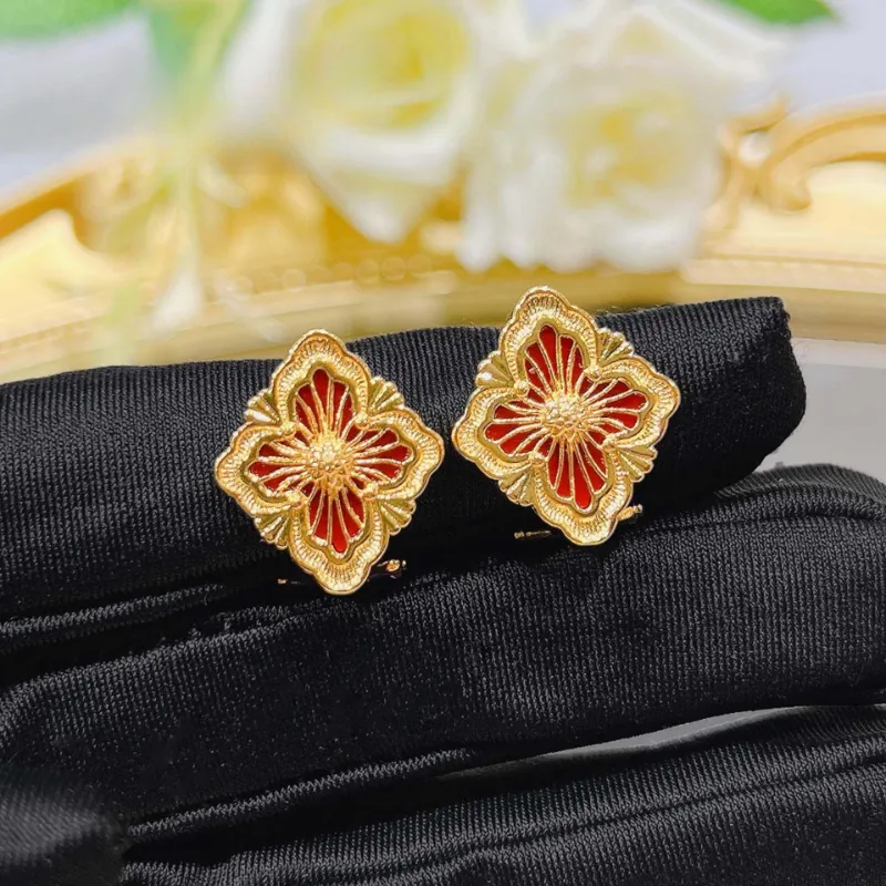 Guldklöver halsband med pärlemor i retro stil_voghion.com
