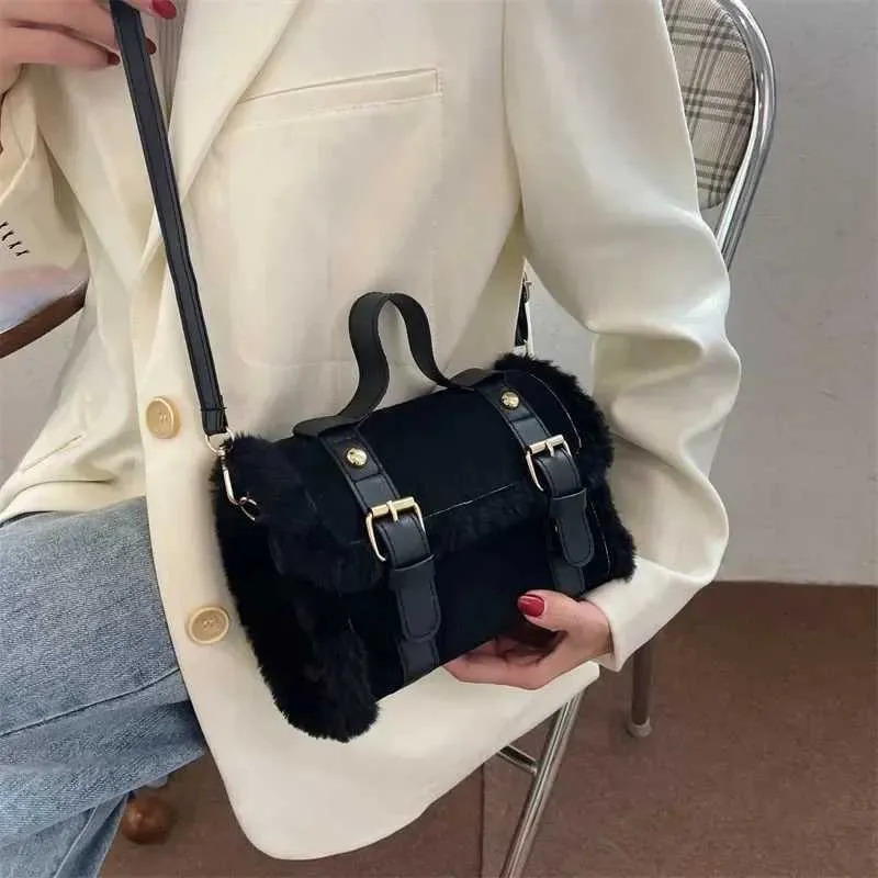 Borsa piccola con giunture in lana di agnello 2024 Nuova tendenza Borsa versatile alla moda Borsa a tracolla monospalla Grande capacità_voghion.com
