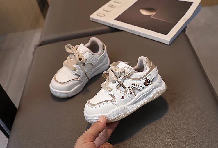 Baskets antidérapantes pour enfants, chaussures de sport mignonnes en forme d'ours, chaussures décontractées en cuir PU pour garçons et filles_voghion.com