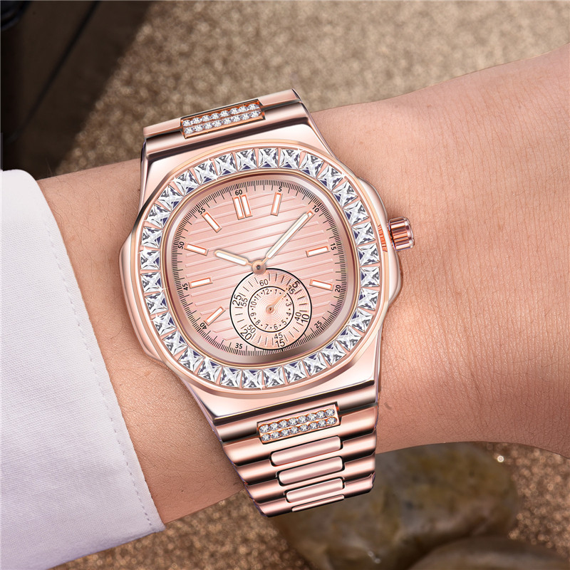 Orologio al quarzo da uomo alla moda con strass - Stile minimalista business e hip hop - Cassa in lega resistente all'acqua - Chiusura per gioielli in acciaio inossidabile_voghion.com