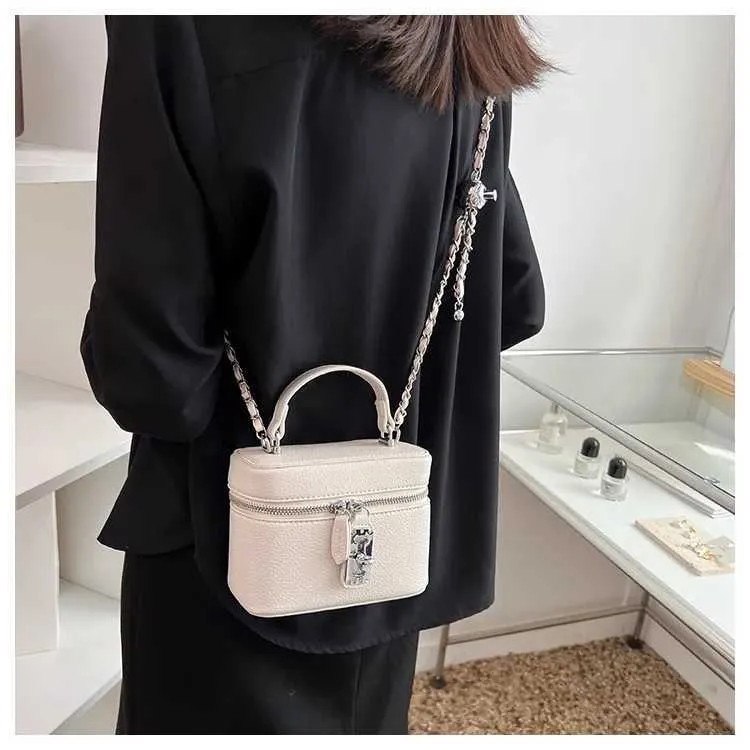 Süße Mini Pu Umhängetasche Solide Flap Box Kette Schulter für Frauen Casual Fashion Lady Commute Lock Messenger Bags_voghion.com