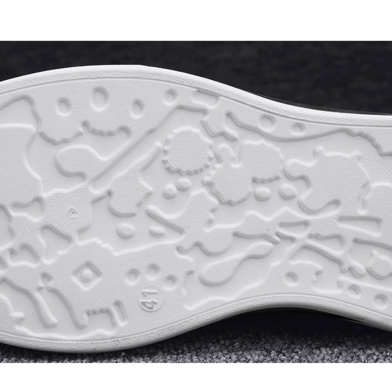 2024 New Summer Versatile Sports Board Men's Casual Leather Elevated Little White Trendy Shoes_voghion.com