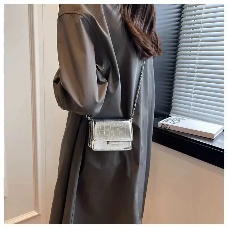 Vintage Frauen Sier Chic Umhängetasche Designer Kleine Schulter Taschen Mode Gold Mini Platz Nette Pu Leder Handtasche241216_voghion.com