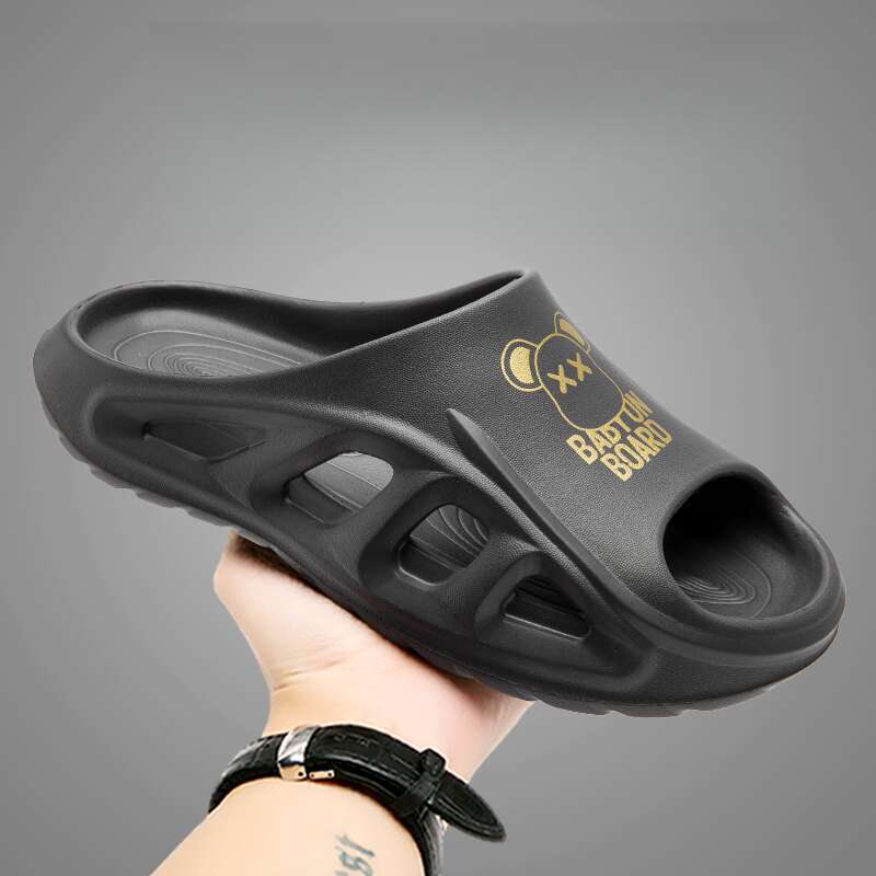 Versione coreana, alla moda e facile da calpestare. Pantofole da uomo a forma di orso violento di alta qualità_voghion.com