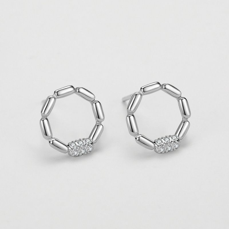 Orecchini a lobo in argento 925 con zirconi per donna matrimonio_voghion.com