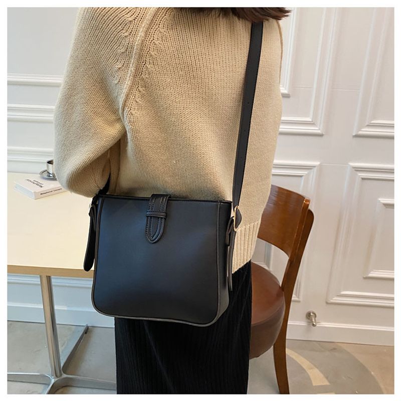 2024 Neue High-End-Tasche mit großem Fassungsvermögen für Damen, modische einfache, lässige Beuteltasche, im Internet_voghion.com