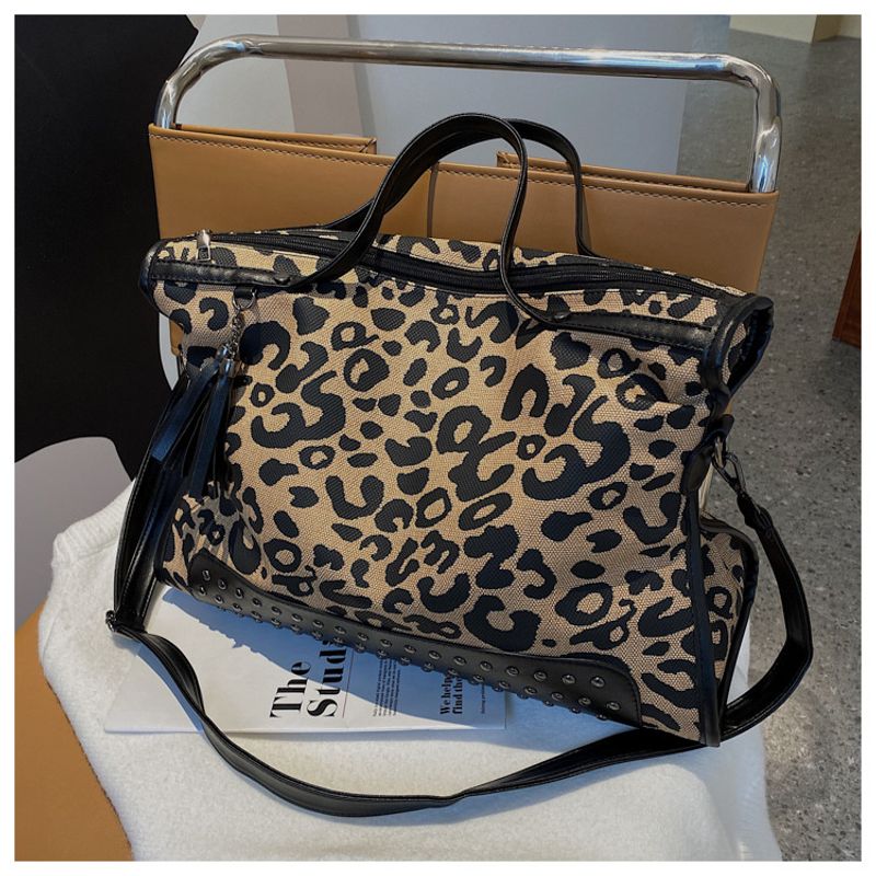 Handtaschen Große Kapazität im französischen Stil Damen 2023 Neue Tasche mit Leopardenmuster Einkaufstasche_voghion.com