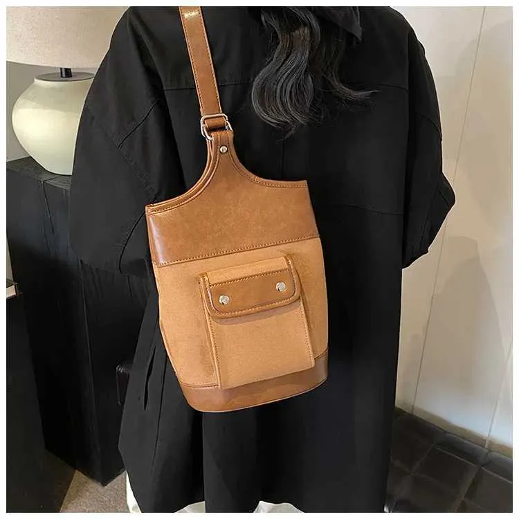 Borsa a tracolla in pelle scamosciata alla moda con toppa in PU per donna, colore a contrasto, casual, grande capacità, tracolla per la spesa da donna_voghion.com