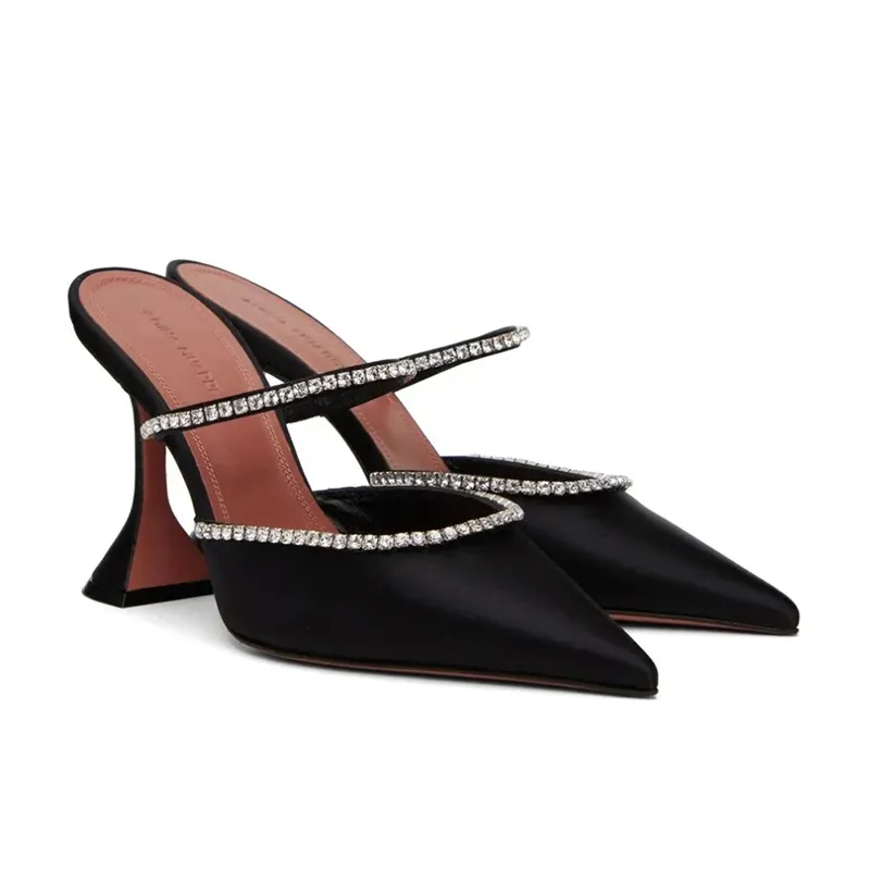 Amina Muaddi Abendsandalen Satin Spitz Slingbacks Bowtie Pumps Kristall-Suower High Heel Schuh 9cm Damen Designer_voghion.com