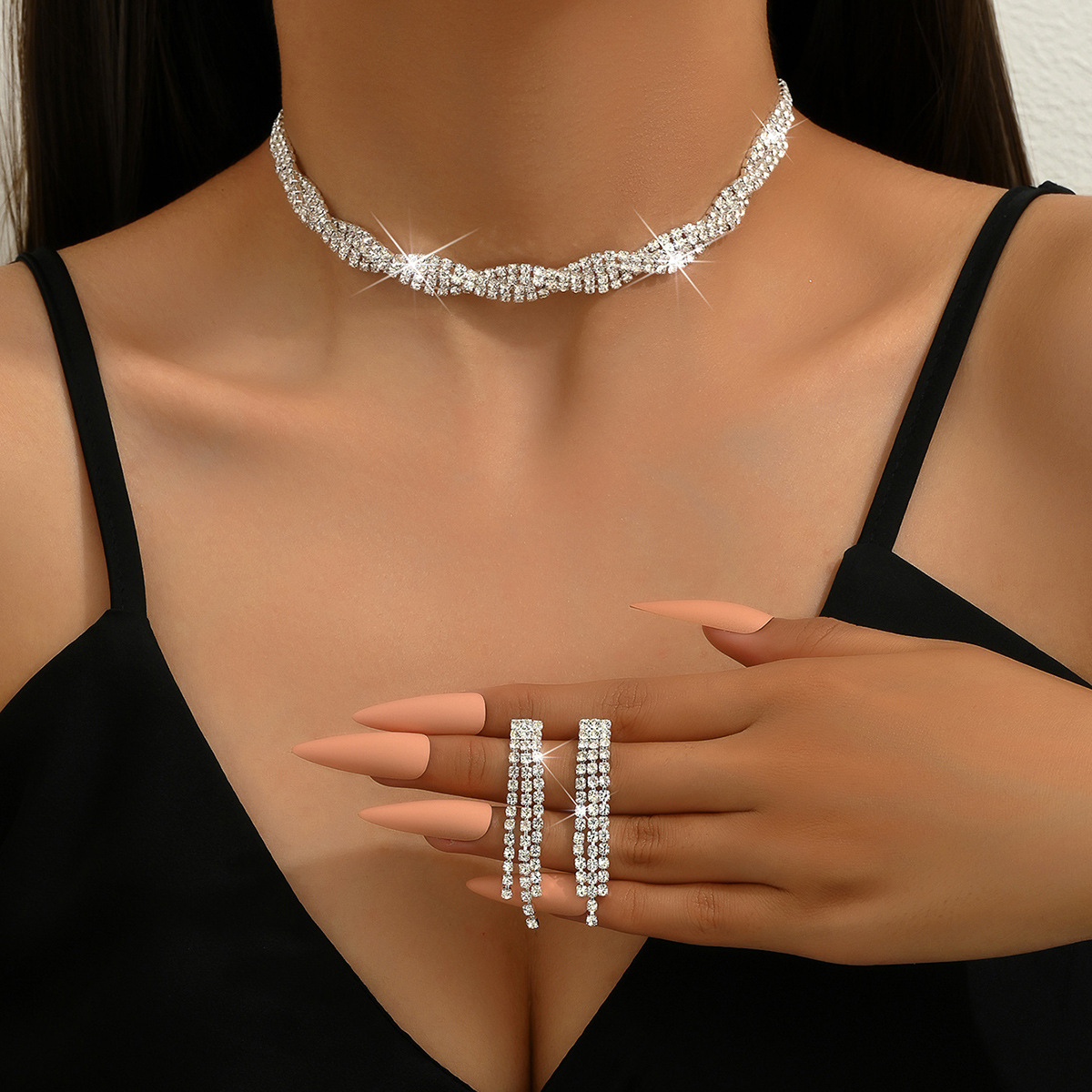 Jewelry Popular Wedding Dress Women's Jewelry Bridal Water Diamond Necklace Earrings Two Piece Set_voghion.com