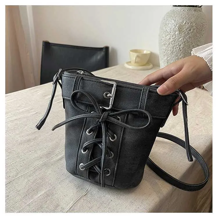 Designer Pu Eimer Taschen für Frauen Solide Weiche Große Kapazität Pendler Umhängetasche Weibliche Vielseitige Schleifen Messenger_voghion.com