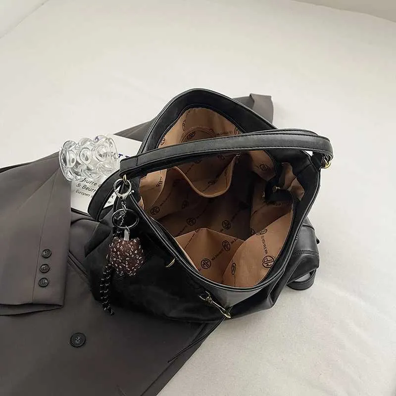 Dames schoudertas en crossbody tas voor herfst en winter_voghion.com