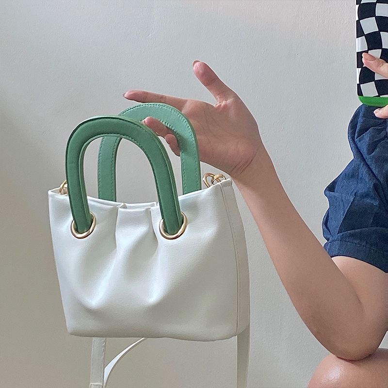Kleine gruppe plissiert cloud crossbody frauen in 2024, neue sommer, kontrast farbe, handtasche für mädchen, trendy_voghion.com