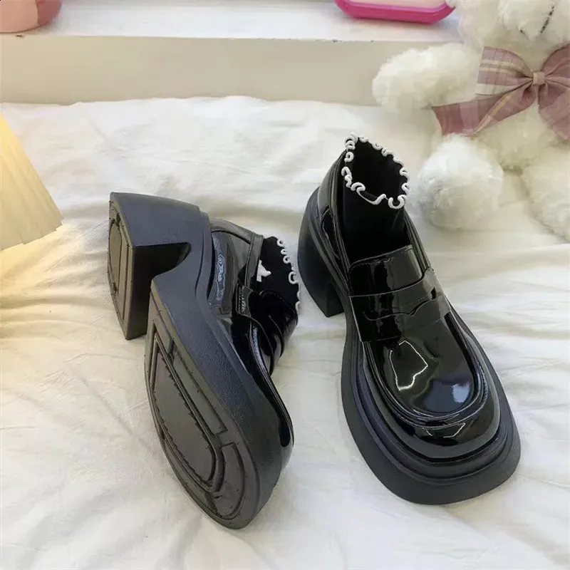 Women's Platform Loafers British Style Leather Derby Shoes_voghion.com
