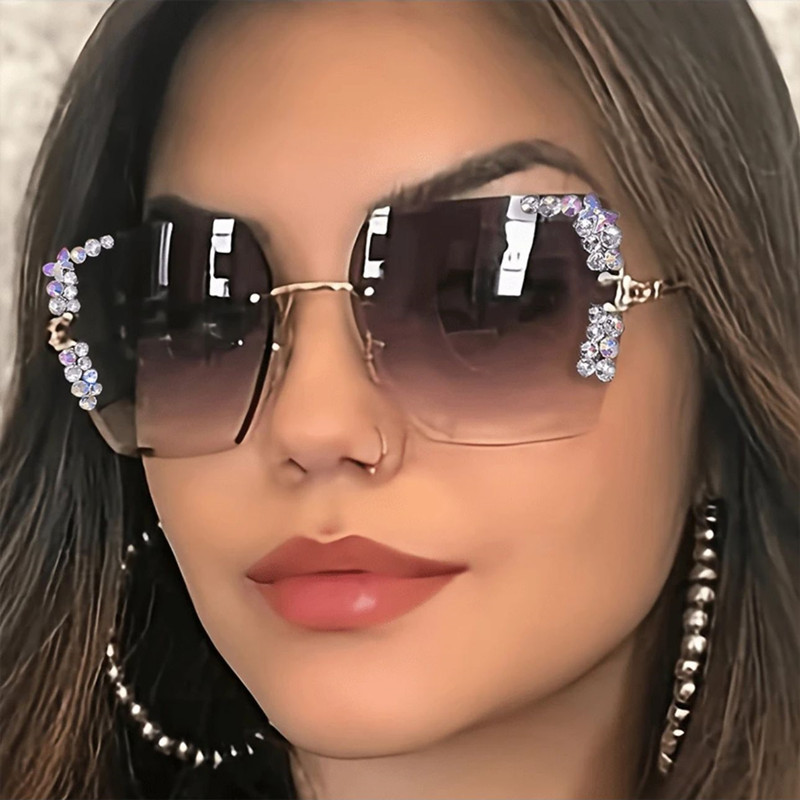 2024 Nouvelle monture en métal sans cadre à clous en diamant pour lunettes de soleil de mode pour femmes et de photographie personnalisée