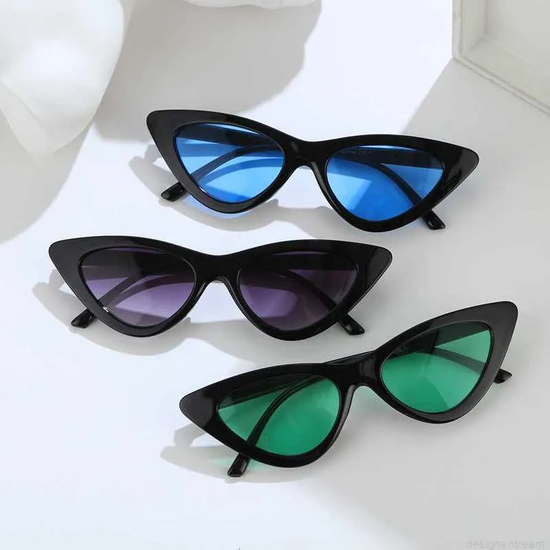 Designer New Sexy Cat Eye Women Small Triangle Vintage Ladies Sunglasses Red Female Trending Streetwear UV400 Shades_voghion.com