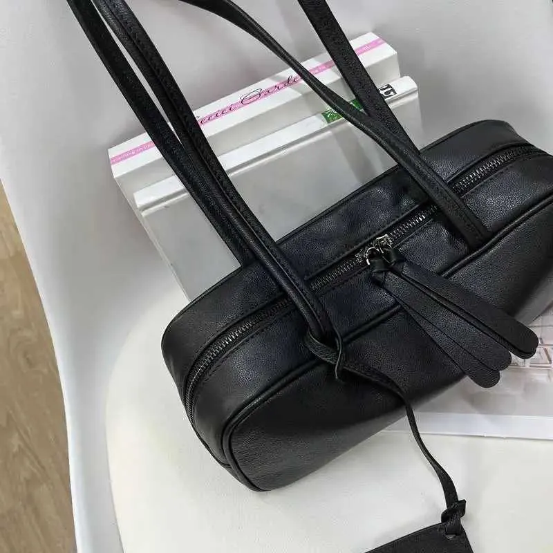 Womens Rectangular urious Design Genuine Leather Pillow Bag Double Shoulder Strap Underarm Wallet Handba241018_voghion.com