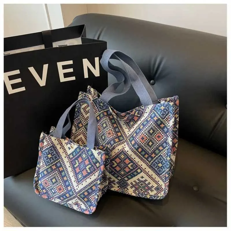 Sac à main en toile rouge de grande capacité de style ethnique 2024 pour femmes, tissé à la main, à une épaule, ins241218_voghion.com