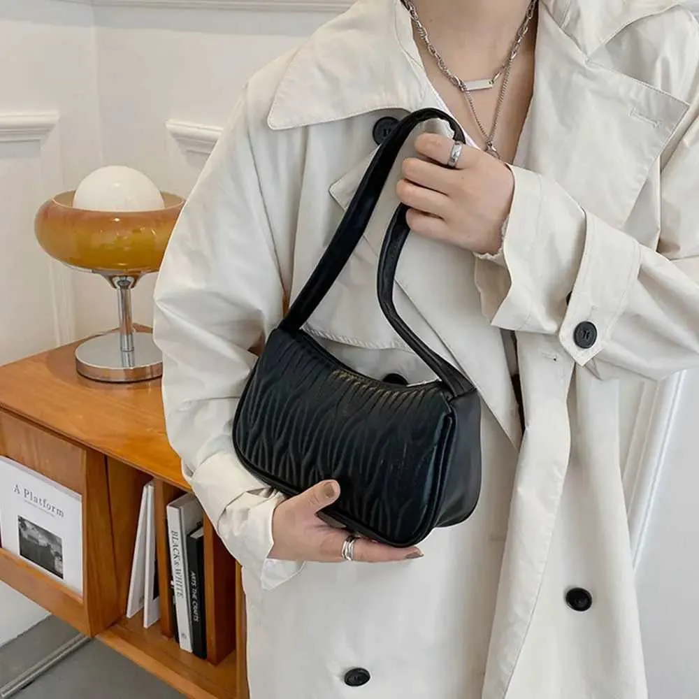 Stylish Shoulder Bag And Handbag Messenger Set For Women_voghion.com