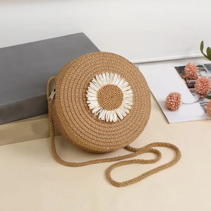 Borsa a tracolla da spiaggia intrecciata in paglia con fiori rotondi per donna, borsa a tracolla in rattan lavorata a mano e lavorata a maglia, colore caramella_voghion.com