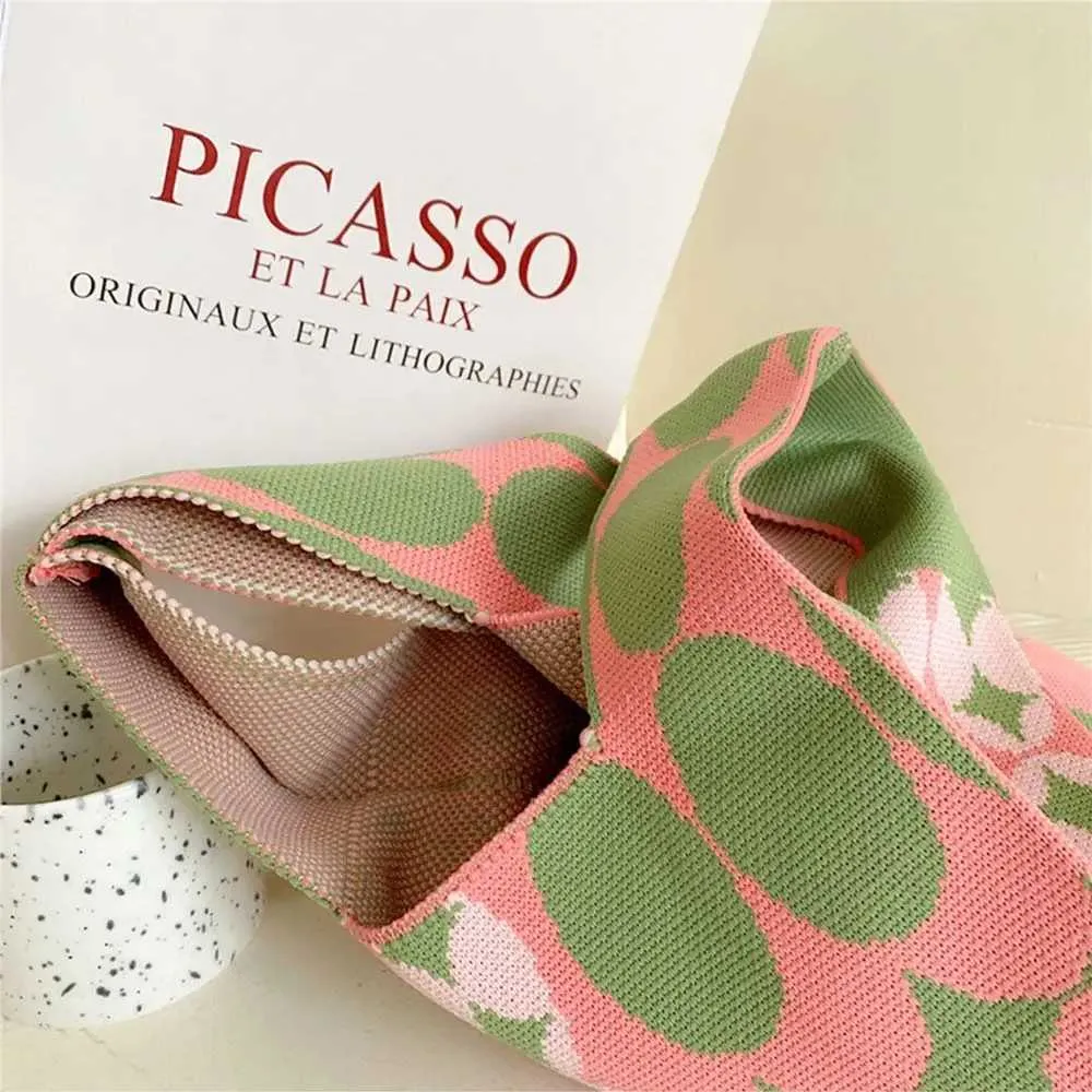 Leisure mini knot wrist handmade knitted colorful plain weave handbag student reusable shopping bag Y241106_voghion.com