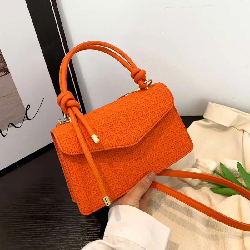 Elegant Crossbody Shoulder Bag For Women Solid Colour Handbag_voghion.com