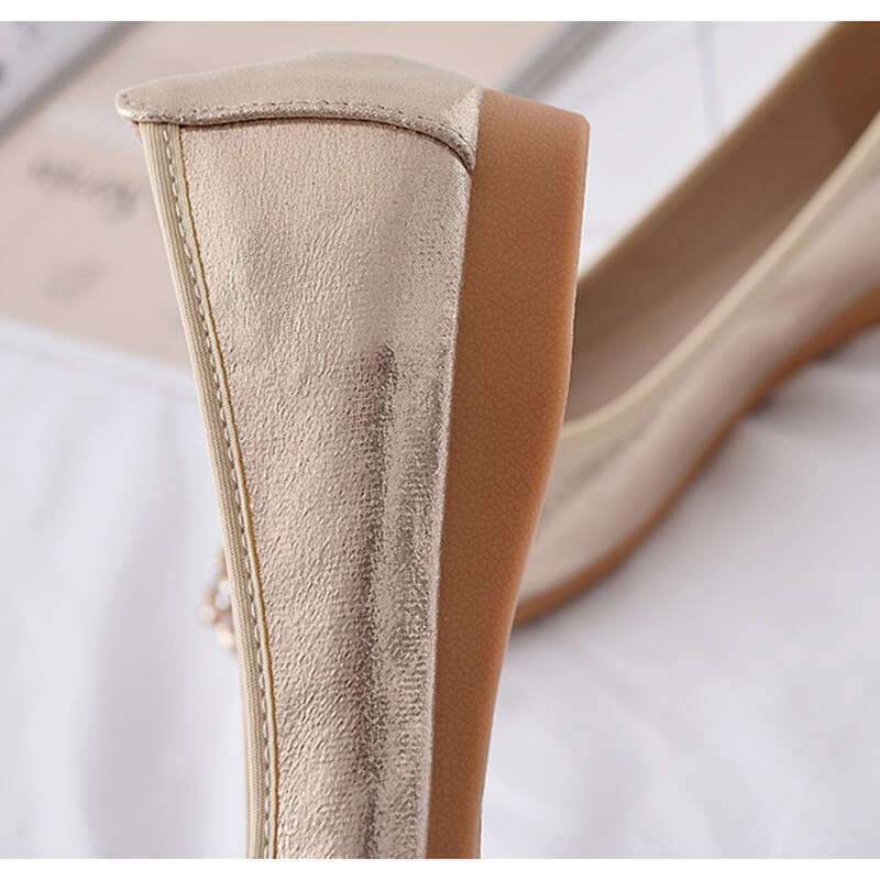 Rhinestone Soft Sole Large Women's Flat Shoes_voghion.com