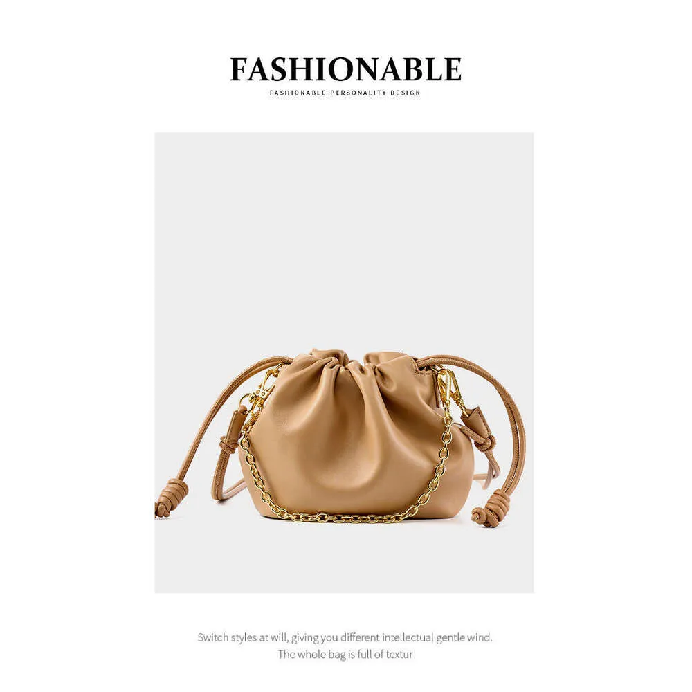 Sac à main tendance en cuir véritable souple pour femme, grande capacité, design pliable en nuage_voghion.com