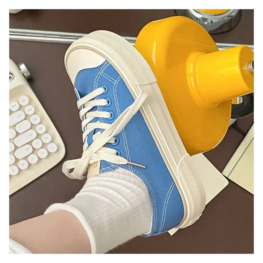 Baskets en toile confortables et polyvalentes pour femmes, style coréen, tendance printemps-été, chaussures décontractées pour femmes 240624_voghion.com