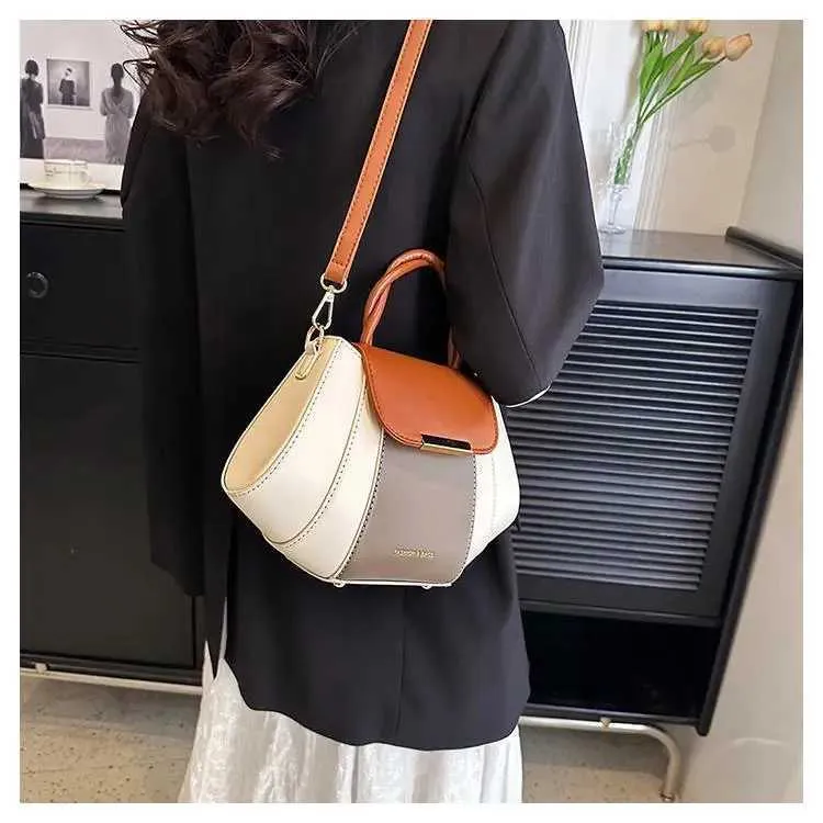 Explosions Contrast Color Portable Female Spring and Summer Niche Design Joker Small Bag Advanced Texture Shoulder_voghion.com