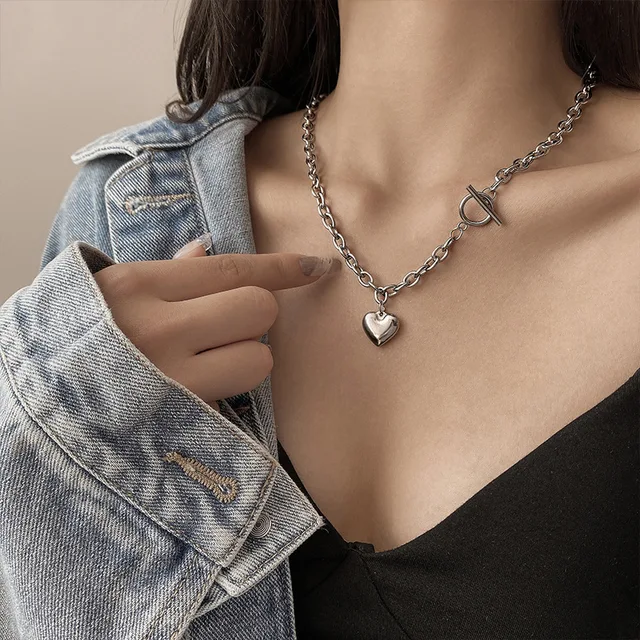 Moda Streetwear k Splicing Clavicola Catena Autunno Inverno Moda Farfalla Collana per Donne Maglione Choker Catene_voghion.com