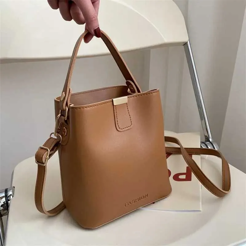 Black Women's Pu Leather Shoulder Bag Casual Designer Handbag_voghion.com