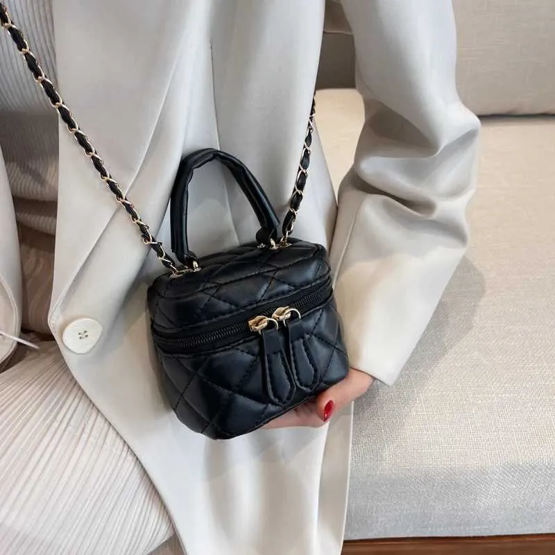 Solid Color Mini Crossbody Bag For Women 2024 New Versatile Chain Shoulder Bags Fashionable Commuter Casual Portable_voghion.com