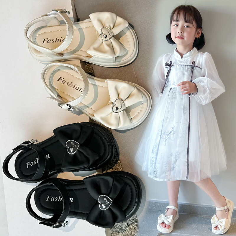 Sandalias con lazo de viento pequeñas y fragantes, versátiles, novedad de verano, zapatos de playa para niña pequeña, 2024_voghion.com