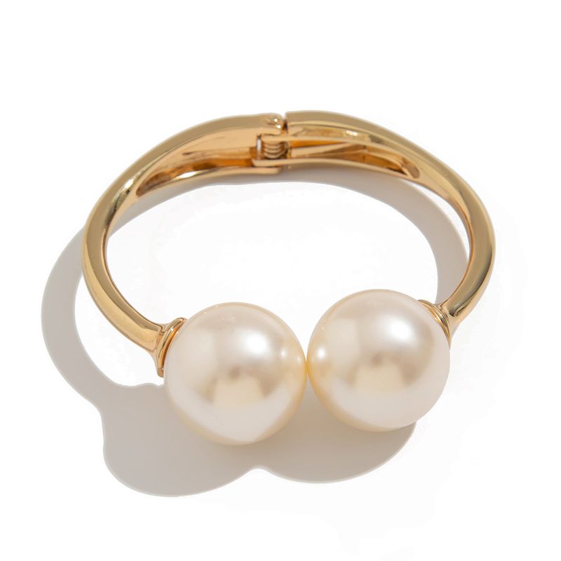 Temperament Barock Große Perle Ins Stapeln Armbänder Übertrieben Unregelmäßigen Wicklung Umarmung Hand Schmuck_voghion.com