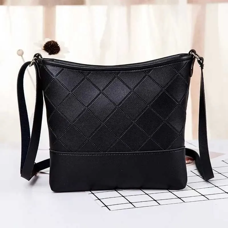 Piccola borsa a tracolla da donna borsa a spalla quadrata_voghion.com