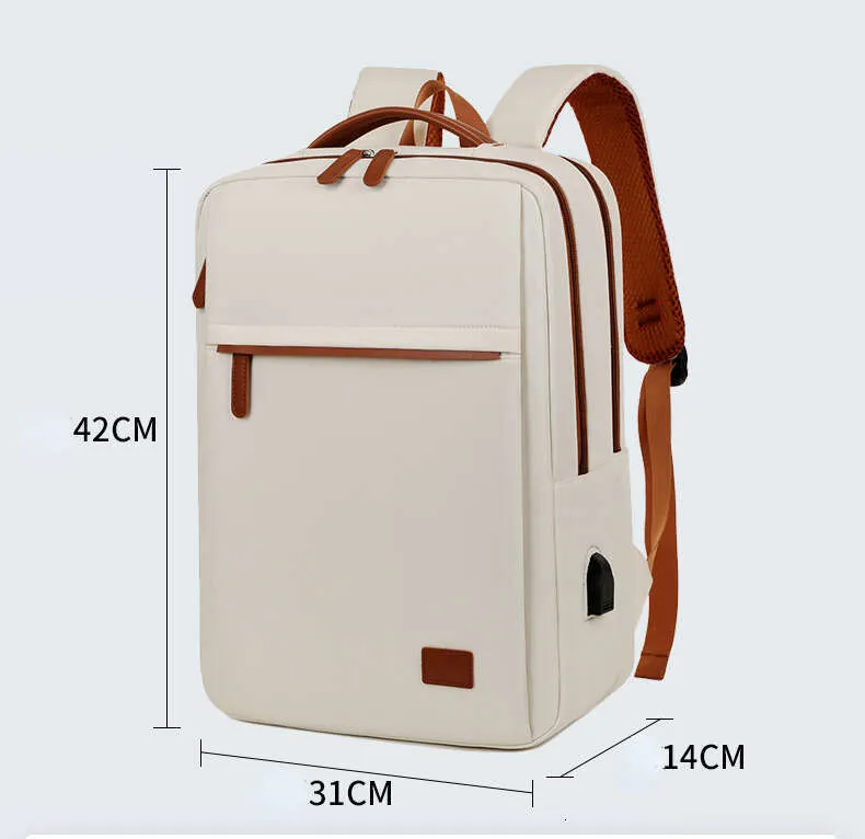 New Outdoor Simple Travel Backpack USB Charging School Bag_voghion.com