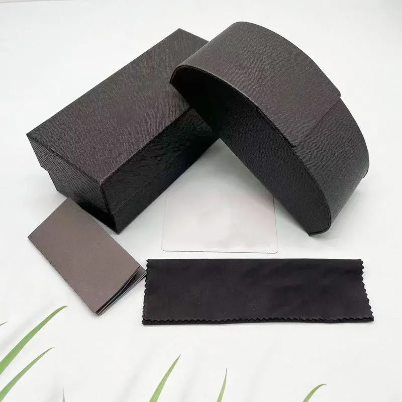 Borsa firmata Scatola per occhiali da sole alla moda_voghion.com