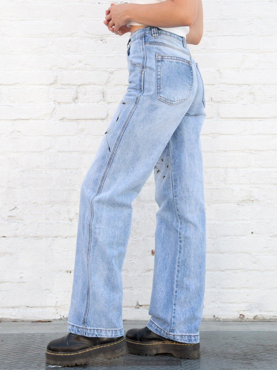 Women's Washed Denim Jeans For Leisure Casual Wear And Style_voghion.com