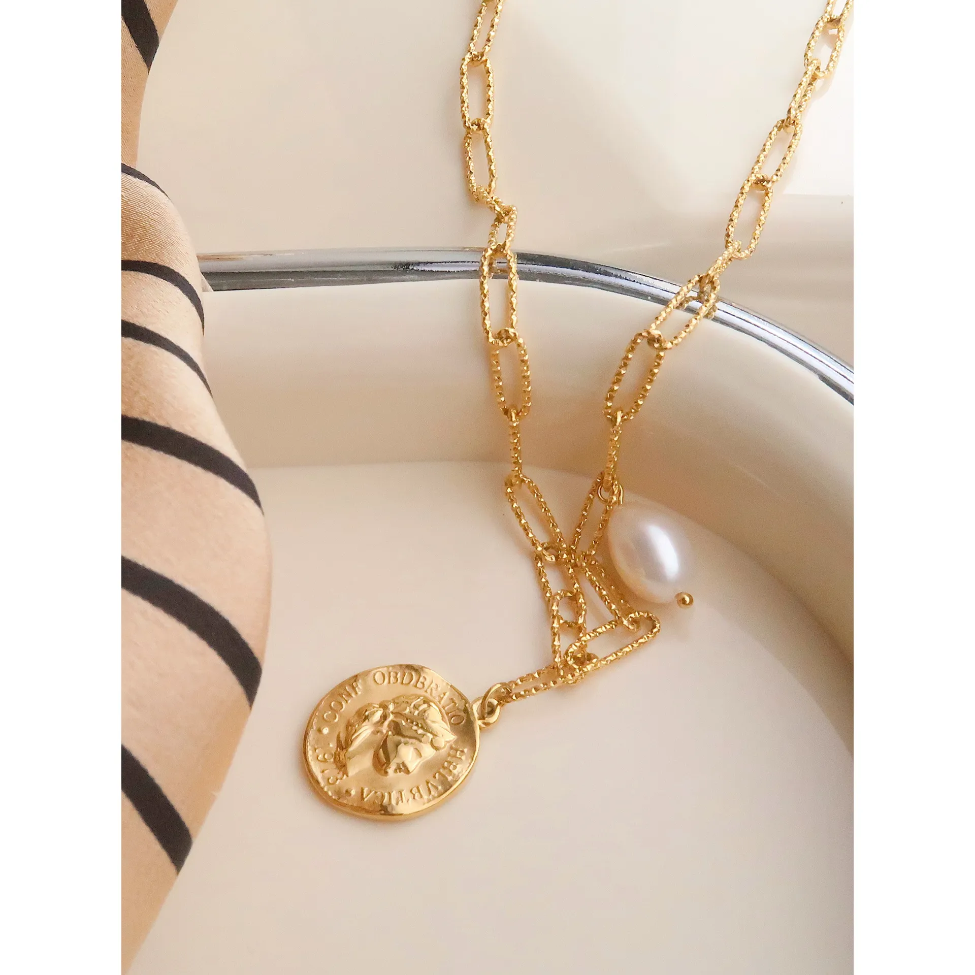 Colliers pendentifs Collier ras du cou en perles de culture baroques Collier à billes plaqué chaîne à billes Bijoux vintage Cadeaux pour_voghion.com