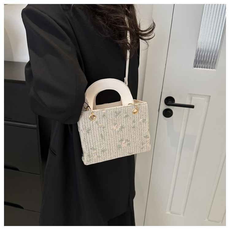 Sac à main tissé tendance pour femmes, sac à bandoulière tendance pour bord de mer, sac de plage, Style occidental, nouvelle collection été 2024_voghion.com