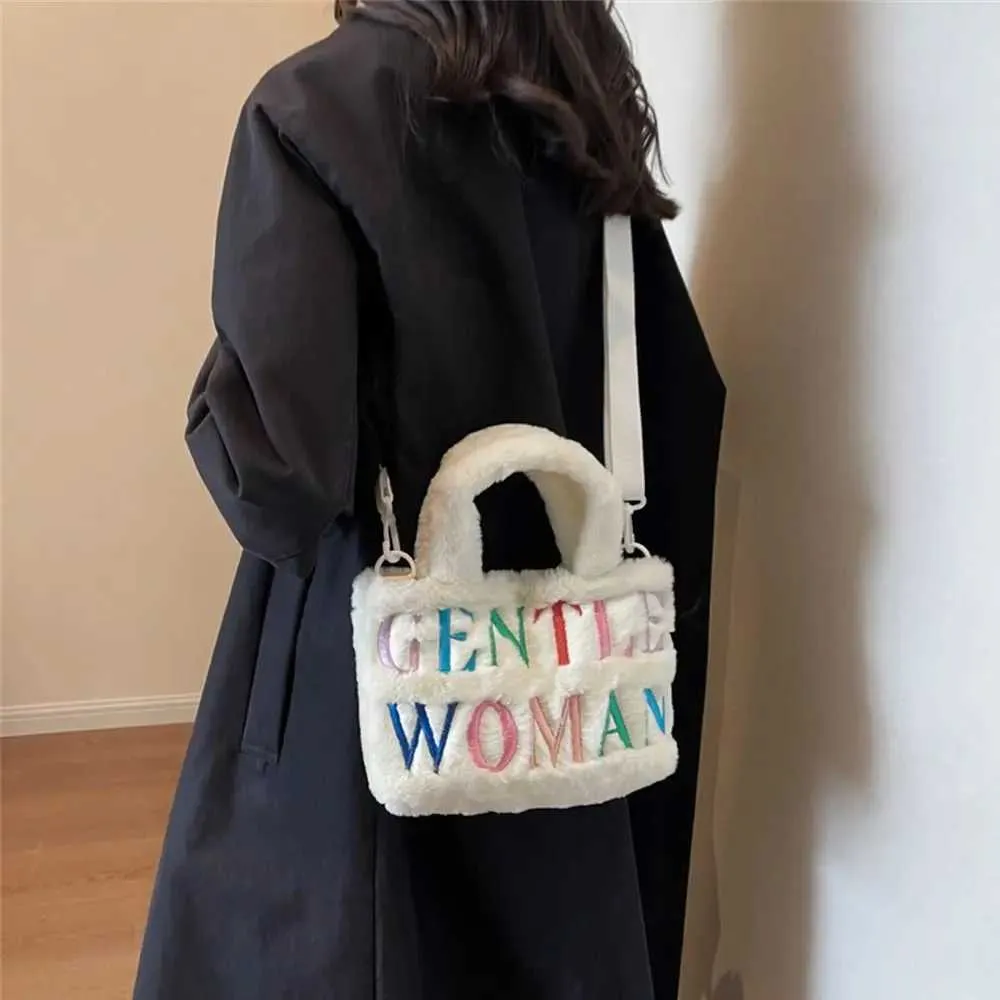 Žene Crossbody ramena, elegantne, s oslikanim slovima, plišane, gospodske, torbice za šminkanje i ruž za usne, velikog kapaciteta C241216_voghion.com