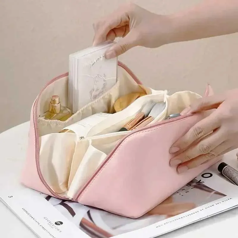 High end simple and convenient basic storage large capacity cute lightweight travel makeup bag Y241023_voghion.com