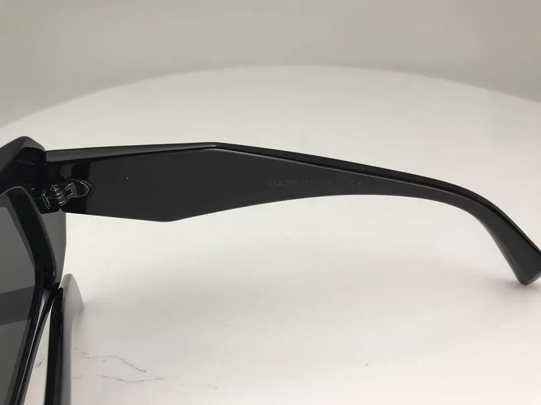 Designer solglasögon med uv-skydd för män och kvinnor_voghion.com