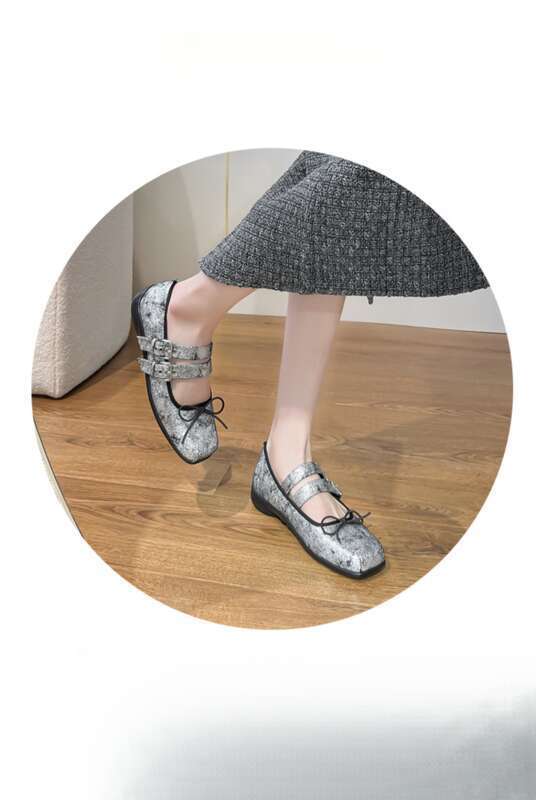 Balerini Mary Jane, cu fundă plată și aspect superficial, pentru picior mic, la începutul primăverii 2024_voghion.com