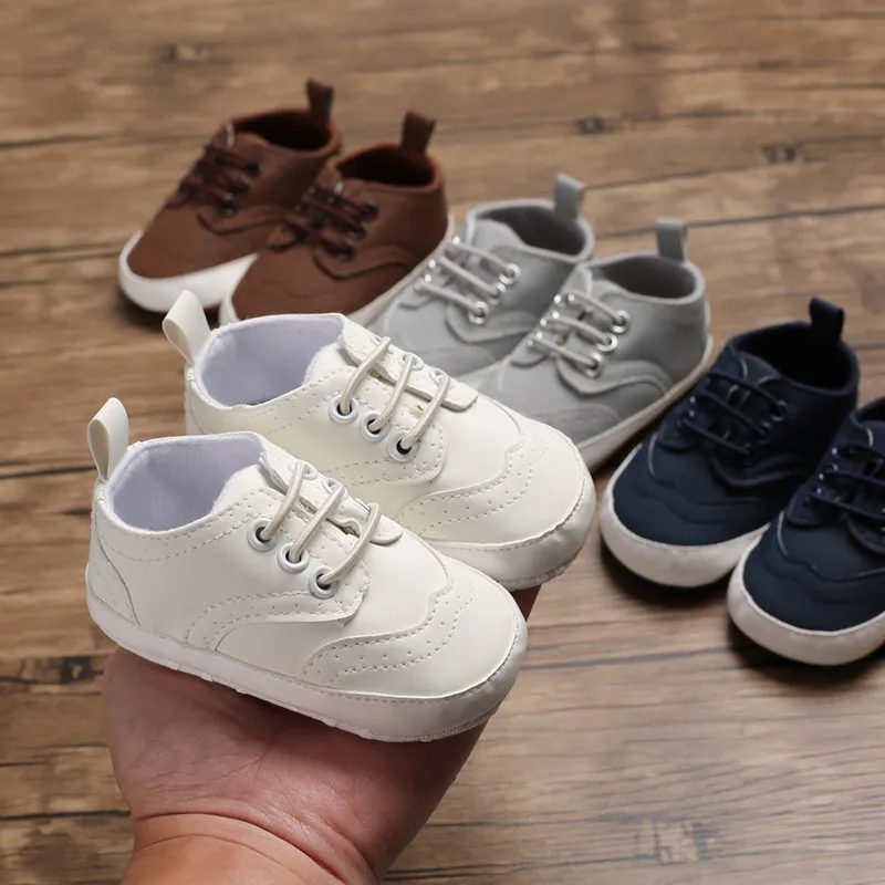 Babydop för pojke nyfödd vit kausal mjuk sula halkfri flicka Cutefeet lätta småbarn spädbarn första gångskor_voghion.com